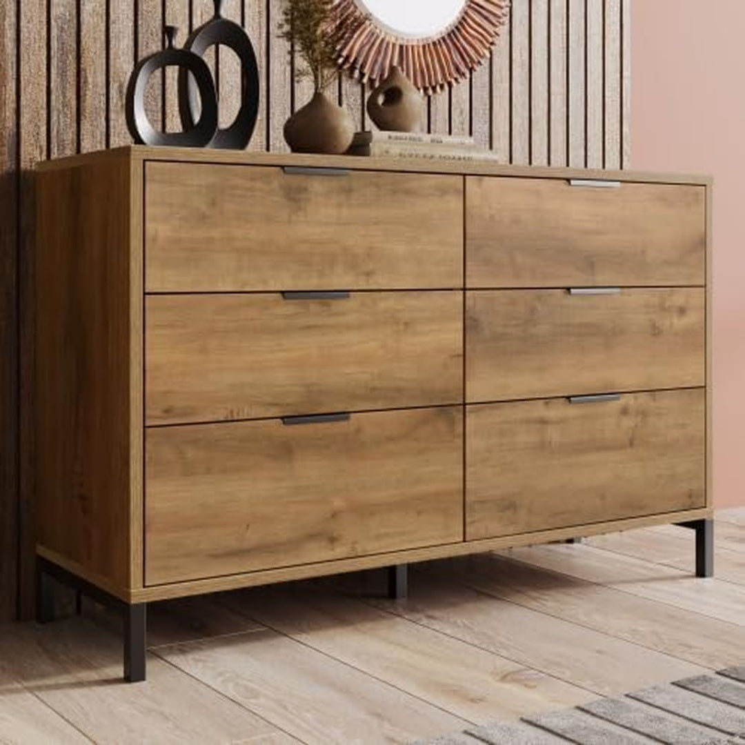 Das Sideboard vereint Hoehenverstellung mit Schubladen